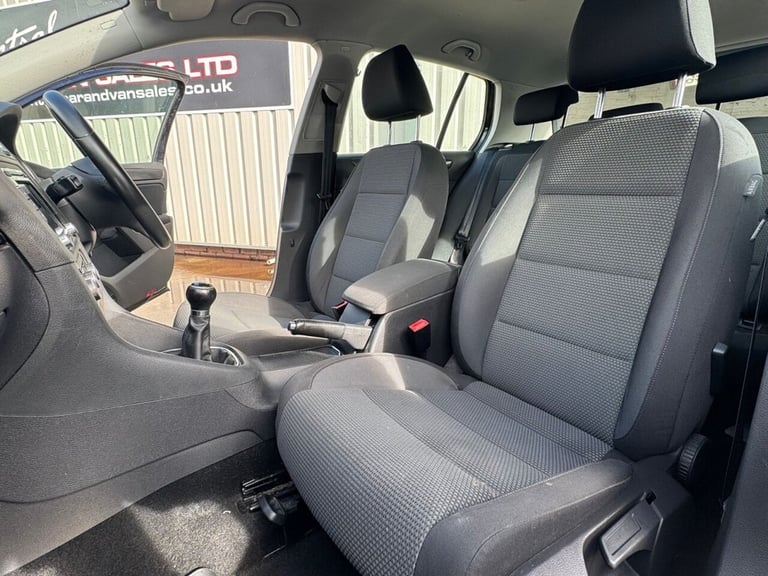 2011 Volkswagen Golf 1.6 TDI BlueMotion Tech Match Hatchback 5dr Diesel Manual Euro 5 (s/s) (105 ...