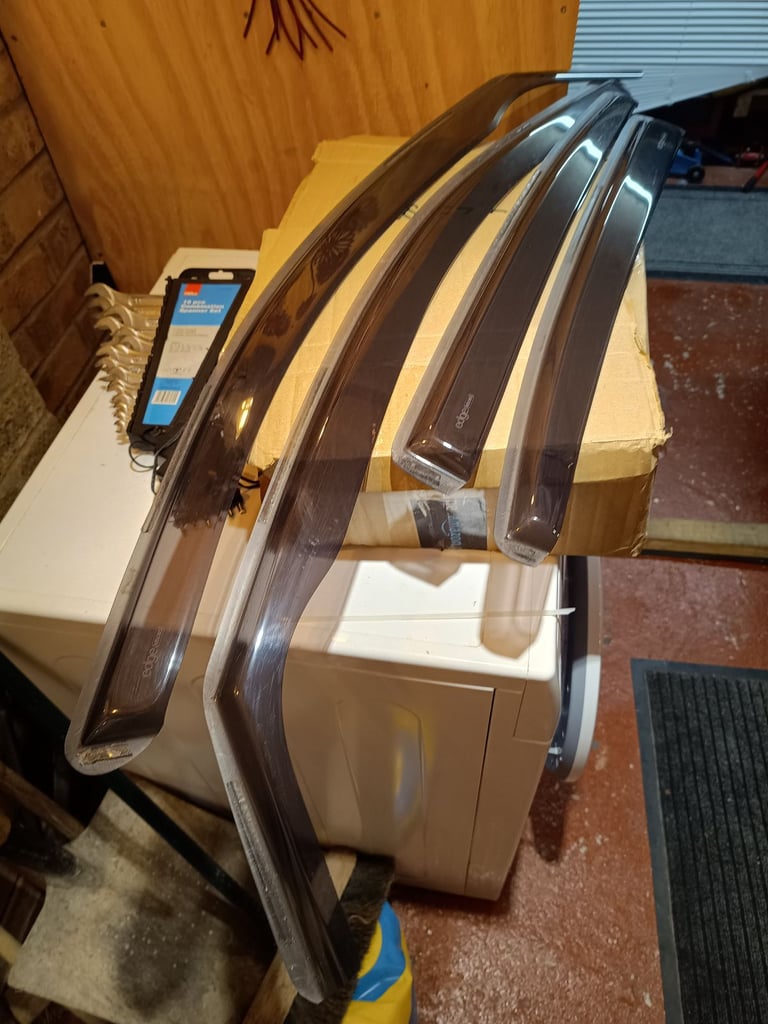 Skoda Octavia wind deflectors 