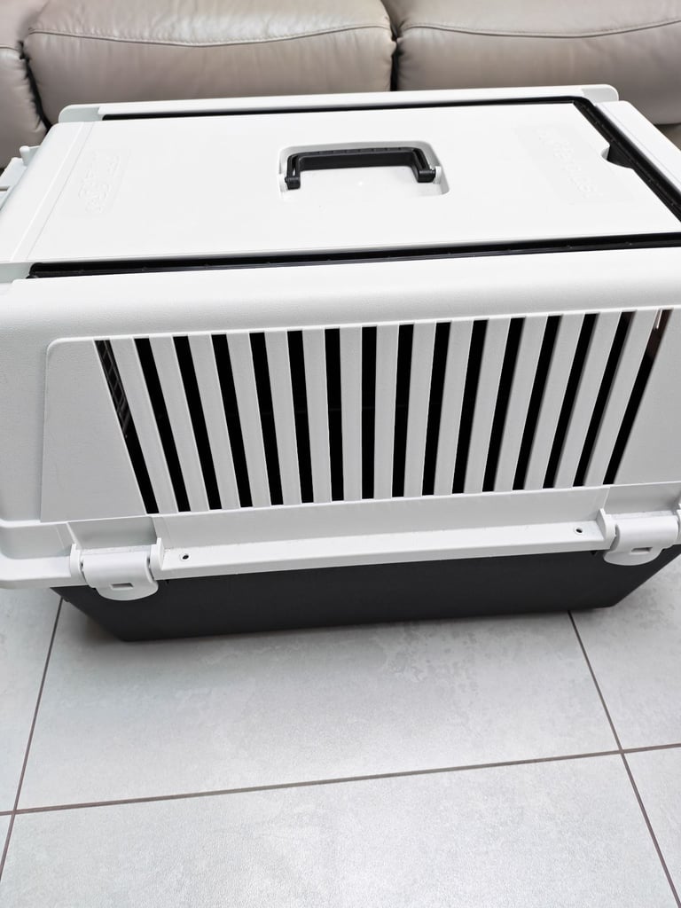Ferplast Atlas 40 dog crate