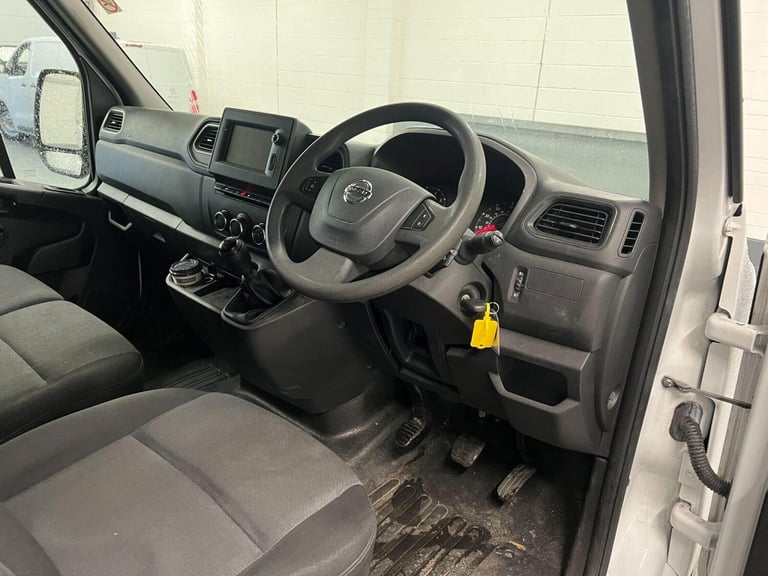 2022 Nissan Interstar 2.3 dCi 35 Tekna FWD L3 H2 Euro 6 4dr Panel Van Diesel Manual