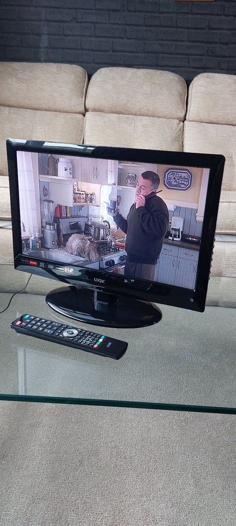 12V 19 inch Freeview Caravan Tv with Dvd
