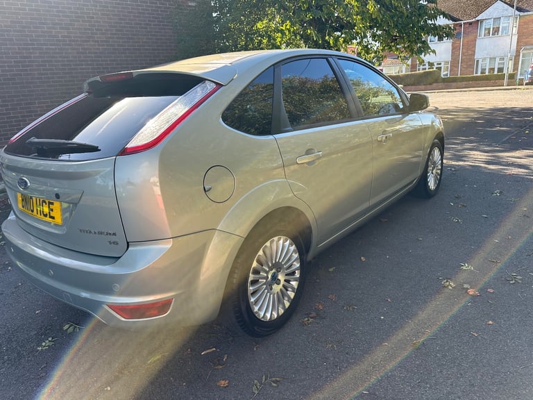 FORD FOCUS TITANIUM Hatchback, 2010, Manual, 1596 (cc), 5 doors