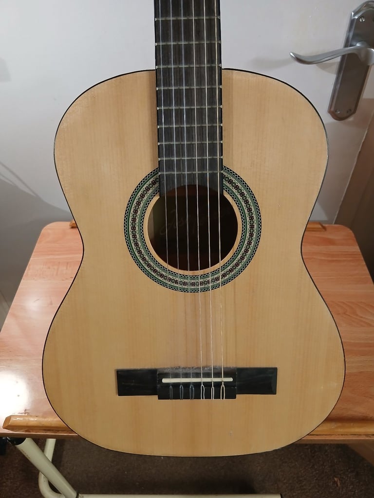 jose ferrer classical guitar strung for left hander ideal for beginners 