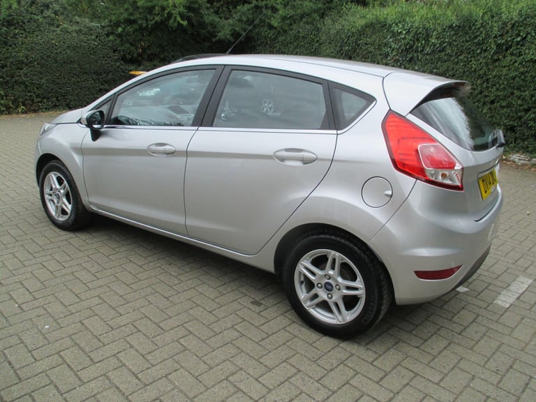 2014 Ford Fiesta 1.25 Zetec Euro 5 5dr HATCHBACK Petrol Manual