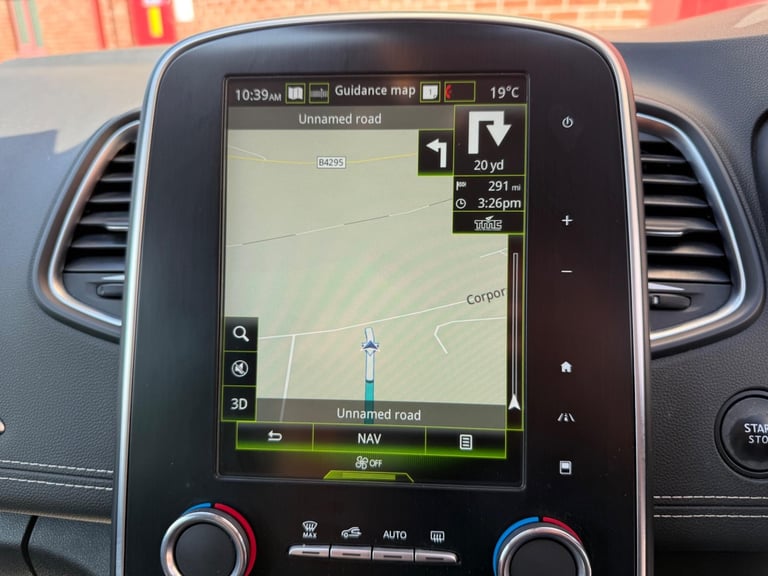 2019 Renault Scenic 1.3 TCe Signature Euro 6 (s/s) 5dr MPV Petrol Manual