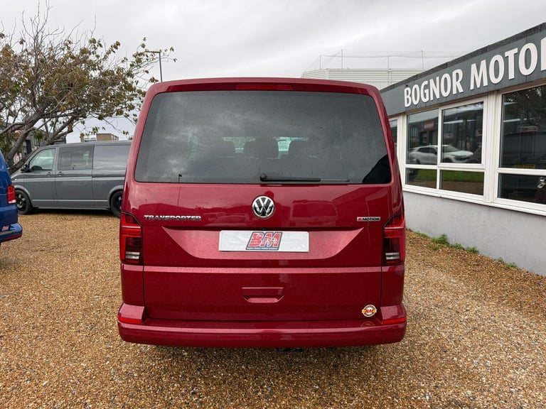 2022 Volkswagen Transporter 2.0 TDI 150 Highline Kombi Van 4MOTION WINDOW VAN DIESEL Manual