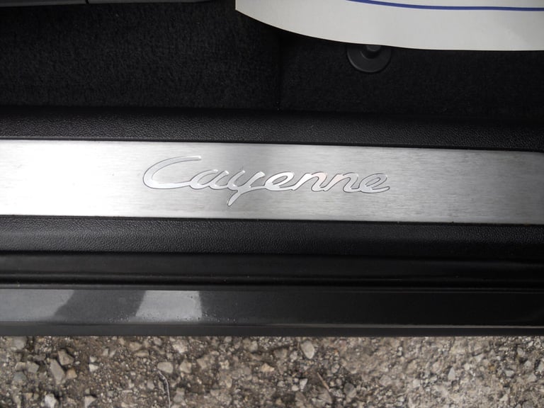 2021 Porsche Cayenne E-Hybrid 5dr Tiptronic S BIG SPEC ESTATE Petrol Parallel Phev Automatic