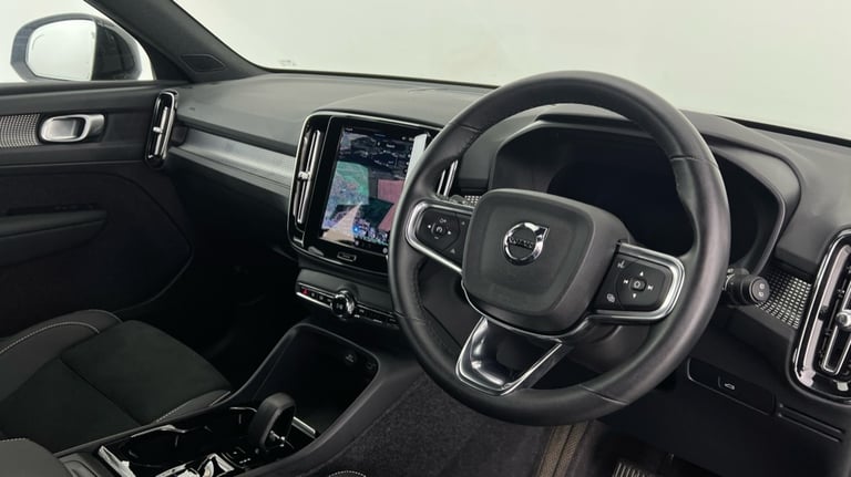 2024 Volvo XC40 Plus, B3 Mild hybrid, Petrol, Dark Estate Petrol Automatic