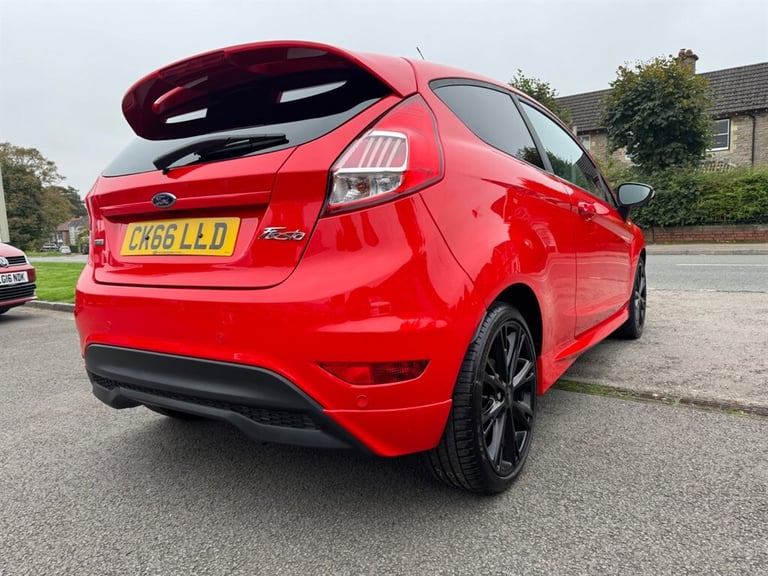 2016 Ford Fiesta 1.0 EcoBoost 140 ST-Line Red 3dr HATCHBACK PETROL Manual
