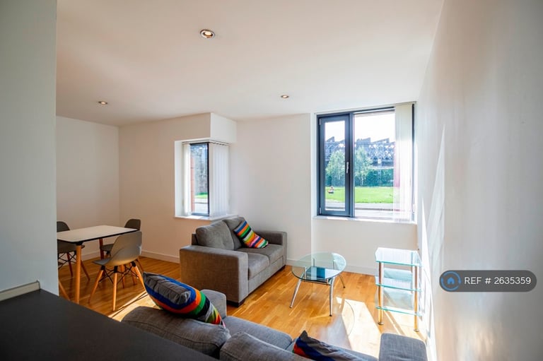 image for 2 bedroom flat in Rice Street, Manchester, M3 (2 bed) (#2635359)