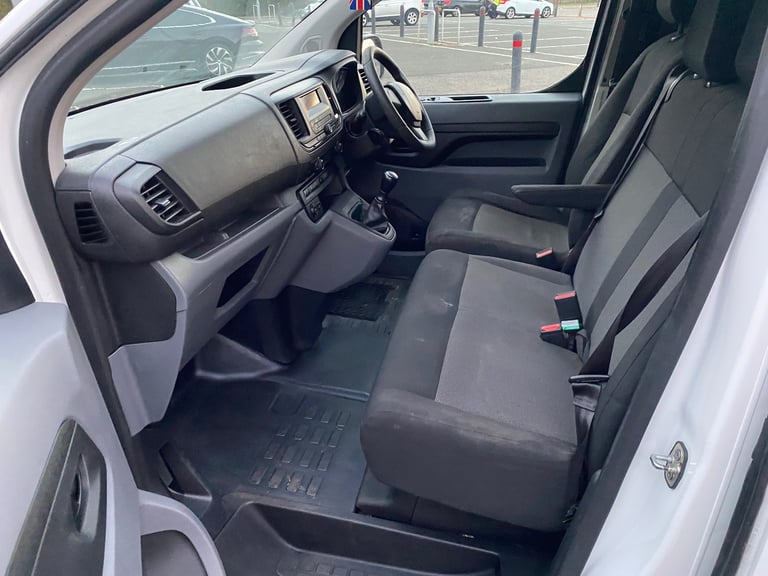 Peugeot, EXPERT, 1.6 hdi 2018 ulez compliant full year mot  