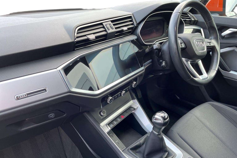 2022 Audi Q3 35 TFSI Technik 5dr ESTATE PETROL Manual