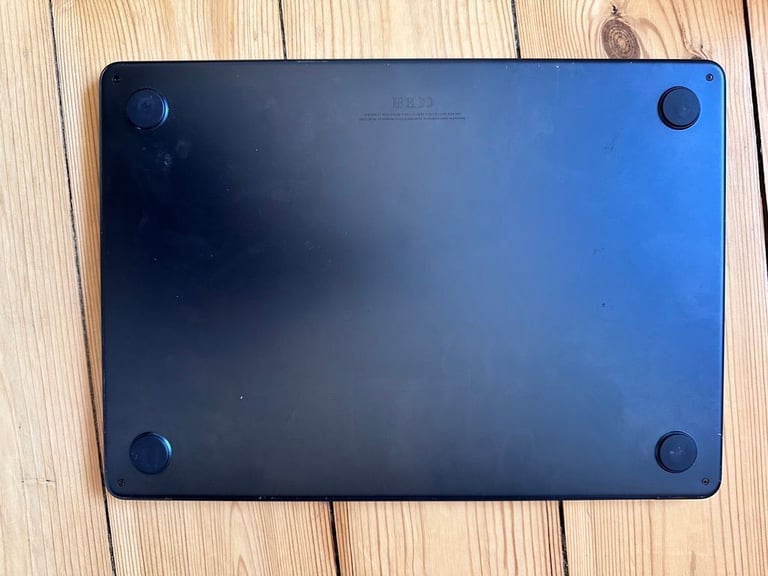 Apple Macbook Air M2, 2022, Model A2681, midnight black, 8GB, fully boxed, charger, great condition