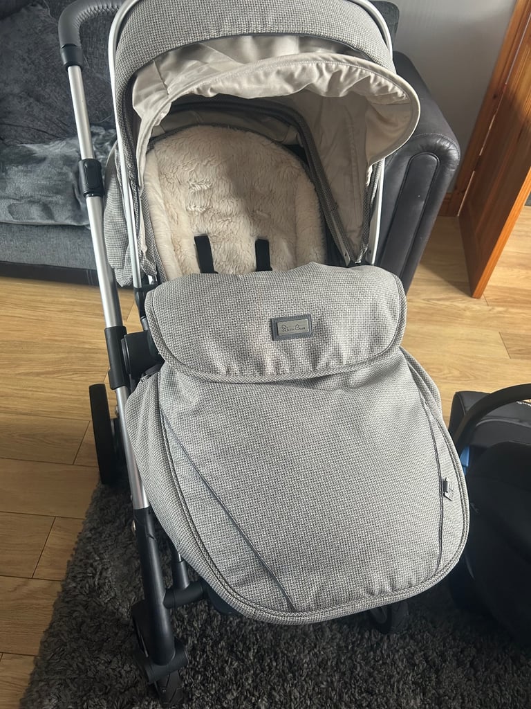 Silver cross pram 