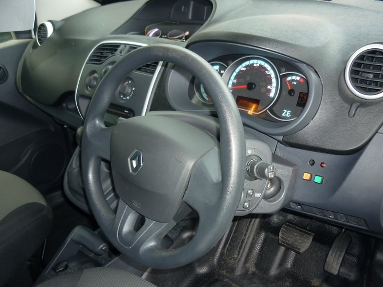 2019 Renault Kangoo ML20 44kW 33kWh Business i-Van Auto ONLY 25,700 MILES, NO VAT PANEL VAN Elect...