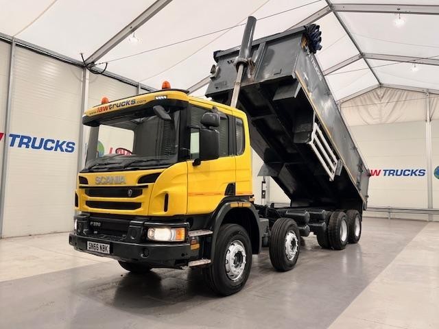 Scania P370 8x4 Day Cab Tipper Manual