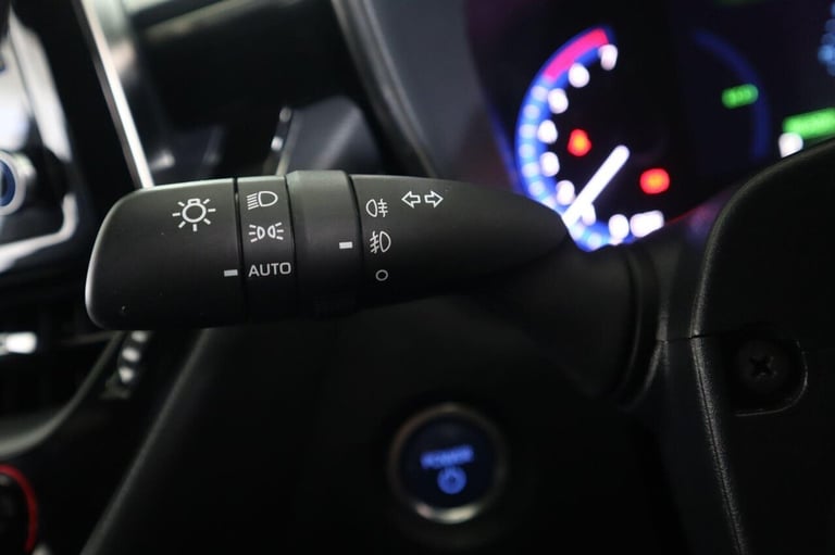 2021 Toyota Corolla 1.8 VVT-h Icon Tech Touring Sports CVT Euro 6 (s/s) 5dr Estate PETROL/ELECTRI...