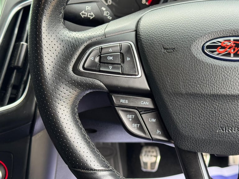 2018 Ford Focus 2.0T EcoBoost ST-3 Euro 6 (s/s) 5dr HATCHBACK Petrol Manual