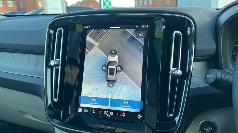 2024 Volvo XC40 Ultra B3 Mild hybrid ESTATE Petrol/Electric Hybrid Automatic