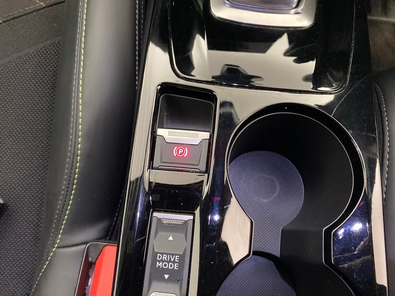 2022 Peugeot E-2008 50kWh GT Premium SUV 5dr Electric Auto (136 ps) - REVERSE CAM - ALCANTARA - S...