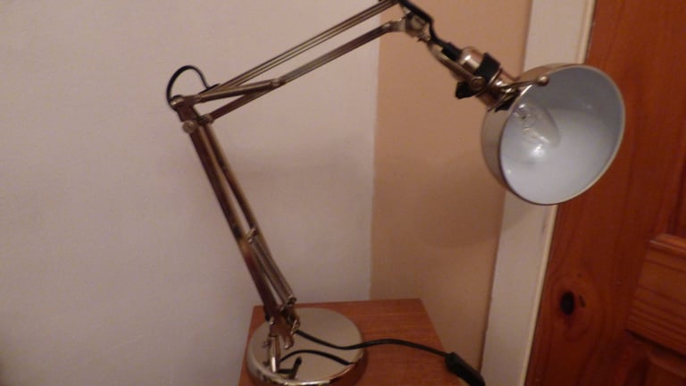 Mid-Century Modernist Retro Adjustable Chrome Table Lamp