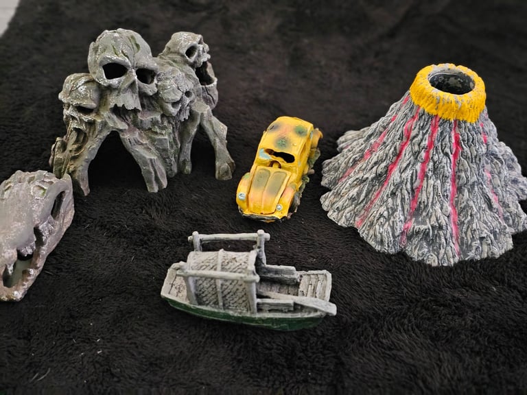 Aquarium ornaments 