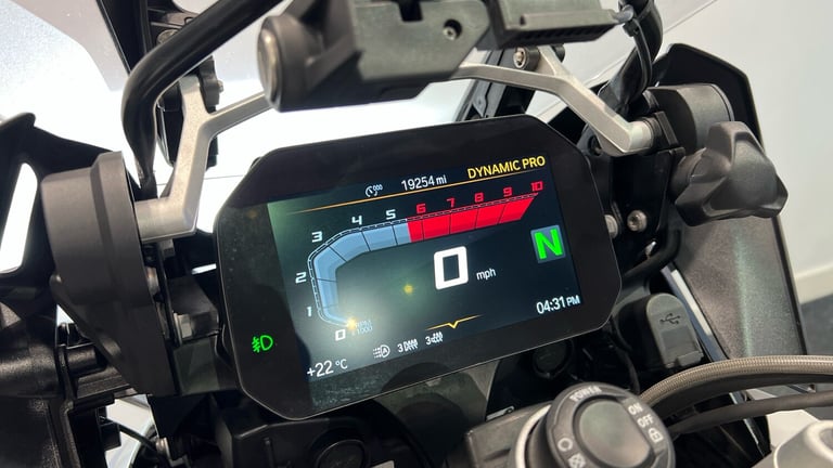 2022 BMW R1250 BMW R1250 GS TE DUEL Petrol Manual