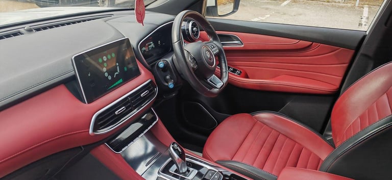 2022 MG MG HS 1.5 T-GDI 16.6kWh Exclusive Auto Euro 6 (s/s) 5dr ESTATE Petrol/Electric Hybrid Aut...