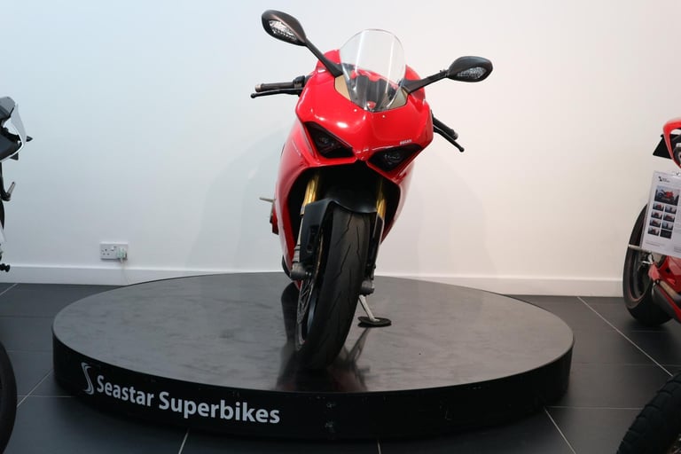 DUCATI PANIGALE V4S - 2018 - 6000 MILES