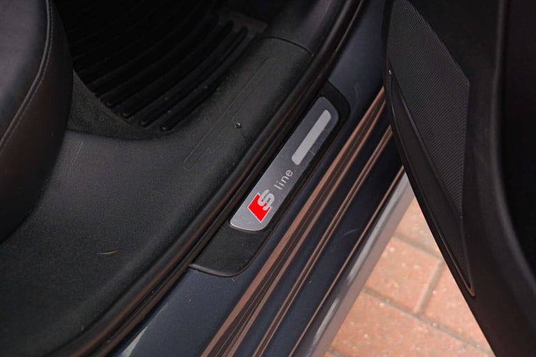 2014 Audi A4 2.0 A4 S Line TDI 4dr Saloon Diesel Manual