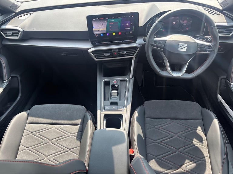  SEAT Leon e Hybrid 1.4 Ehybrid 13kwh Fr Sport Hatchback 5dr Petrol Plug In