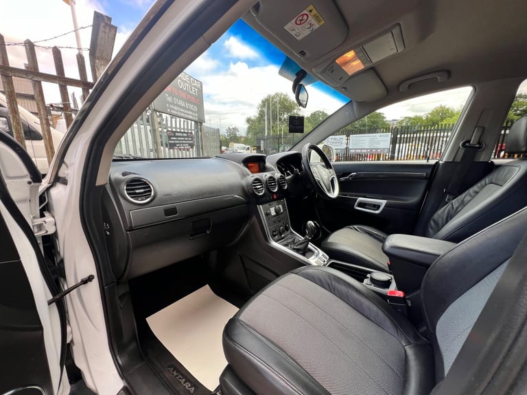 2013 Vauxhall Antara 2.4 Exclusiv 2WD Euro 5 5dr HATCHBACK Petrol Manual