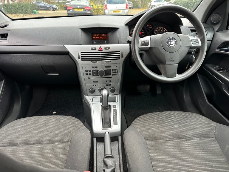 2009 Vauxhall Astra Life Automatic 1.8L 46,000 Miles Full Service History 1YR NEW MOT ONLY 1 OWNER