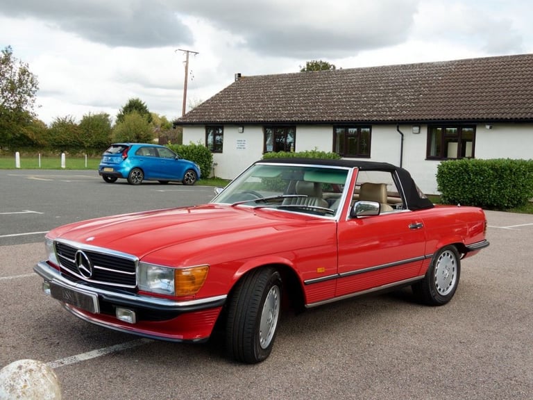 1988 Mercedes-Benz SL 3l 2d  AUTO  188 BHP Convertible Petrol Automatic