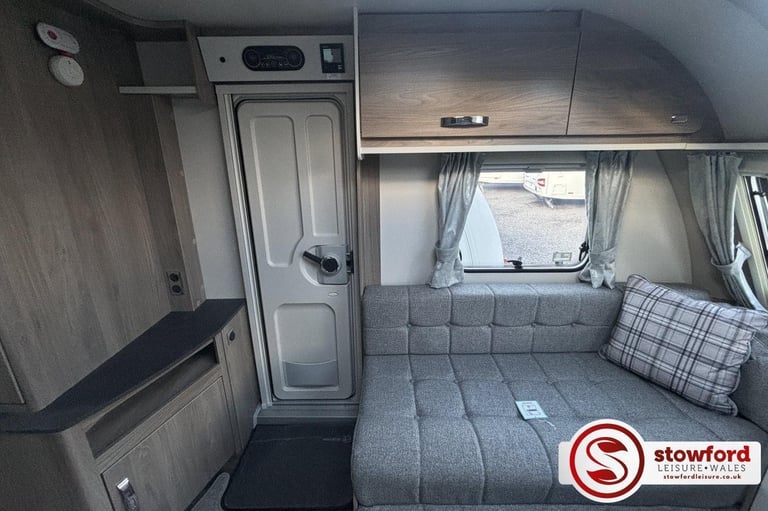 2024, Swift Sprite Grande Major 4 SB, Pre-Owned Caravan