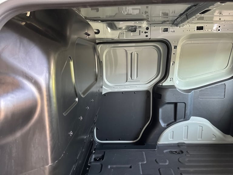 2024 Ford Transit Courier 1.0 EcoBoost 125ps Active Van Van Petrol Manual