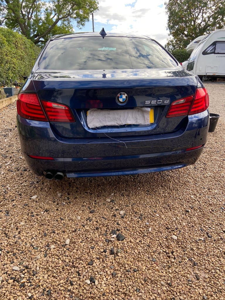 BMW, 5 SERIES, Saloon, 2011, Manual, 1995 (cc), 4 doors