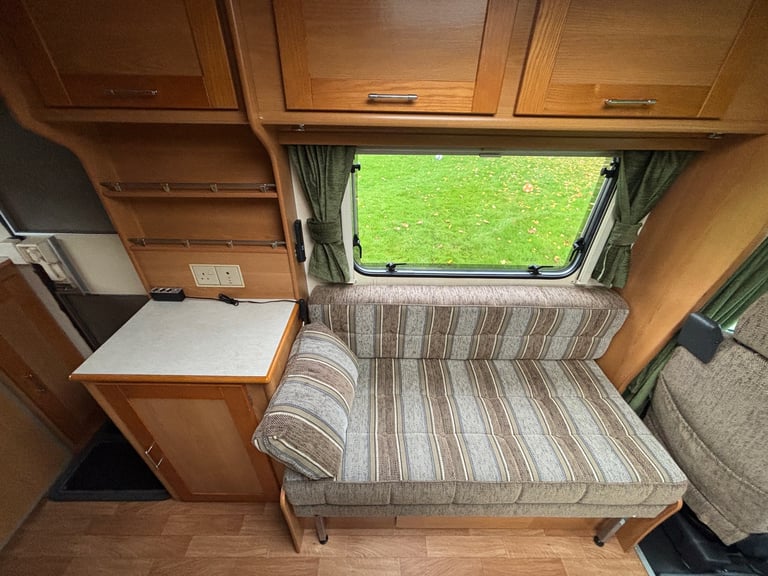 Elddis Sunseeker 115 Coachbuilt Motorhome. 2 Berth. 2009 Peugeot 2.2 Diesel. A/C