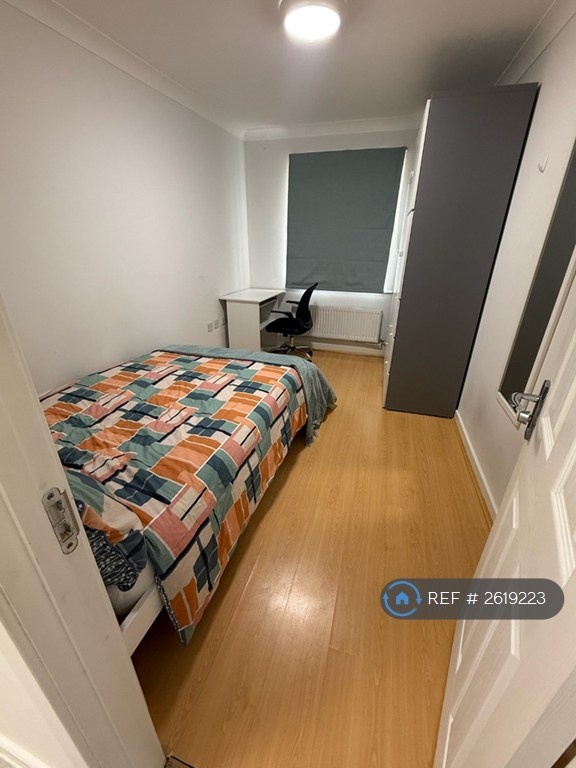 1 bedroom in Double En-Suite, Cambridge, CB4 (#2619223)