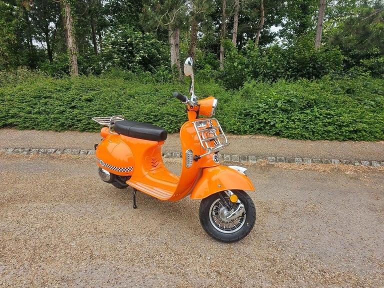 AJS MODENA [Phone number removed]5 Petrol Automatic in Orange