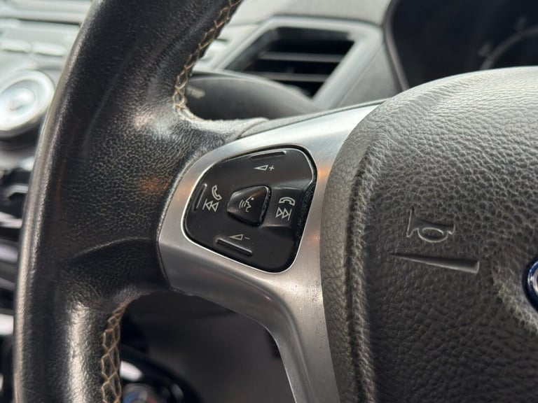 2015 Ford Fiesta 1.0T EcoBoost Titanium Hatchback 5dr Petrol Powershift Euro 6 (100 ps) Hatchback...