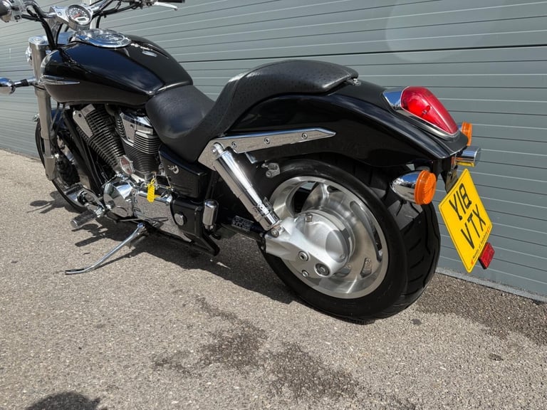 HONDA VTX1800 - 2001 Petrol Manual in Black