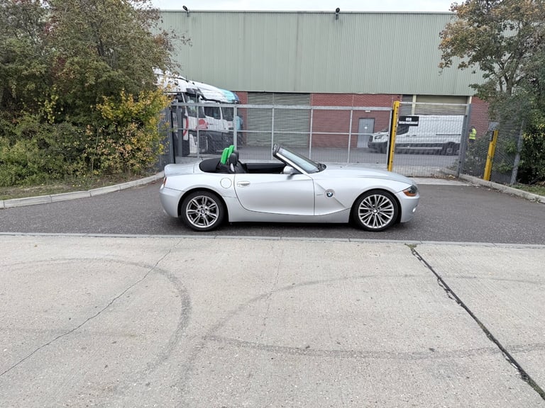 2004 BMW Z4 2.2i SE 2dr CONVERTIBLE Petrol Manual