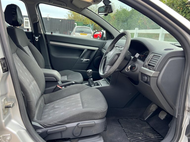 2008 Vauxhall Vectra 1.8 VVT Life 5dr HATCHBACK Petrol Manual