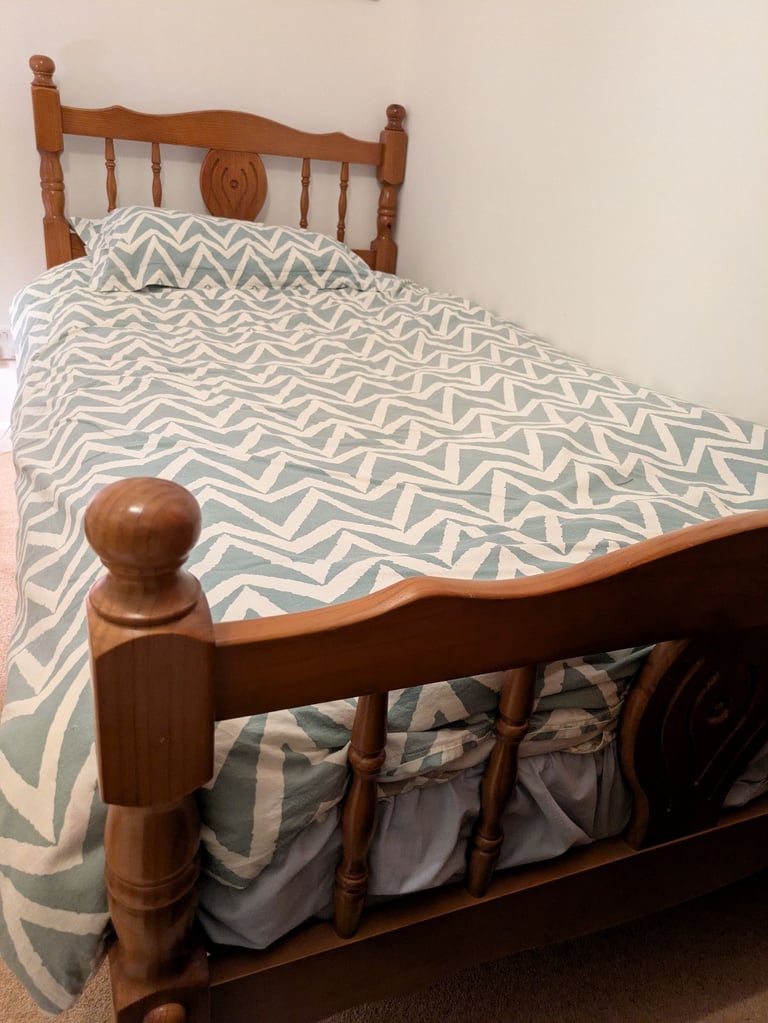 image for Single pine bed