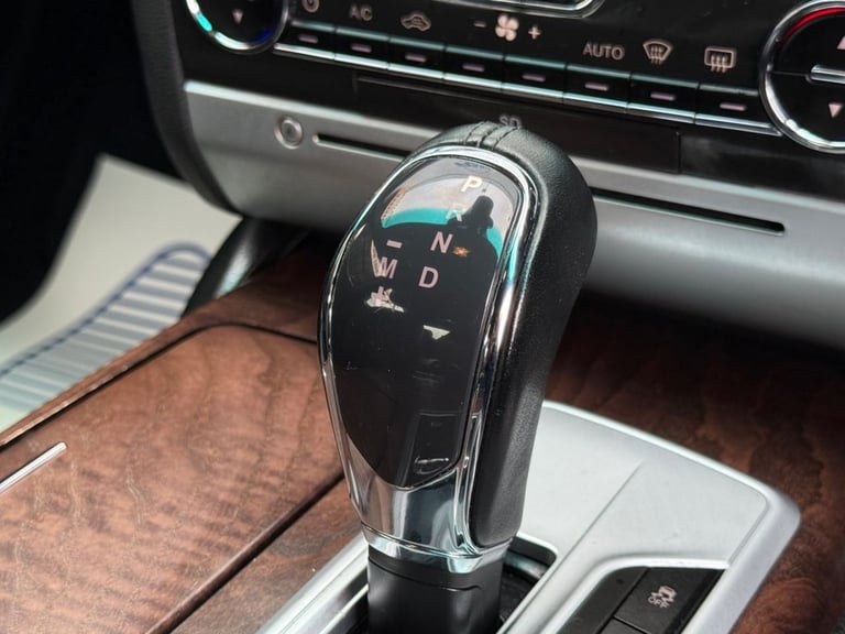 2016 Maserati Quattroporte 3.0D V6 Saloon 4dr Diesel ZF Euro 5 (s/s) (275 ps) Saloon Diesel Autom...
