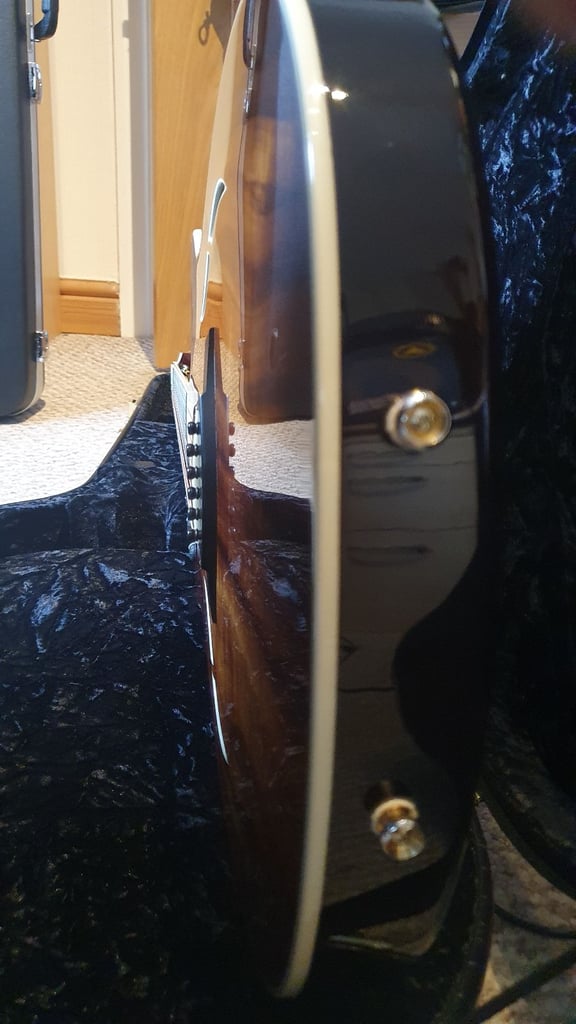 Taylor T5 Custom in KOA wood with Case