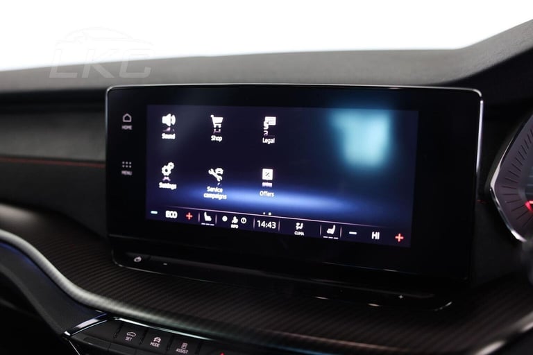 SKODA OCTAVIA 1.4 TSI iV 13kWh vRS DSG Euro 6 (s/s) 5dr 2024