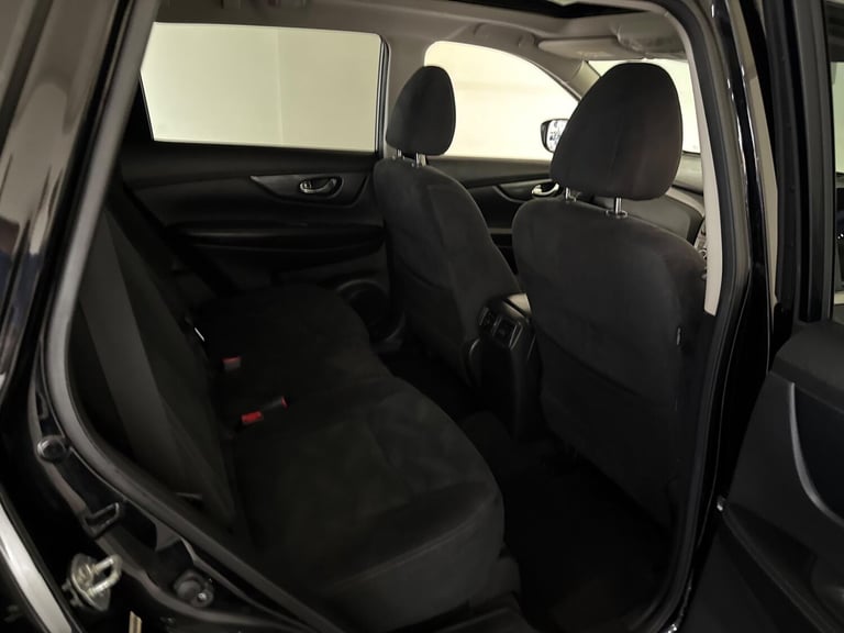 2015 Nissan X-Trail 1.6 dCi n-tec Euro 5 (s/s) 5dr ESTATE Diesel Manual
