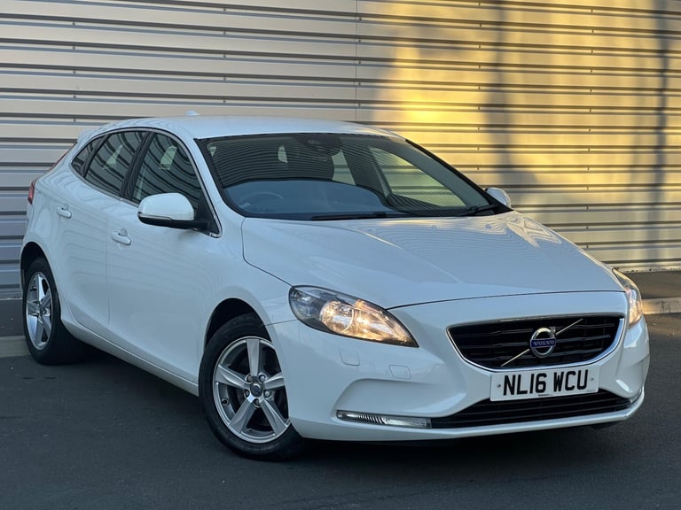 image for 2016 Volvo V40 2.0 D3 SE Nav Euro 6 (s/s) 5dr HATCHBACK Diesel Manual